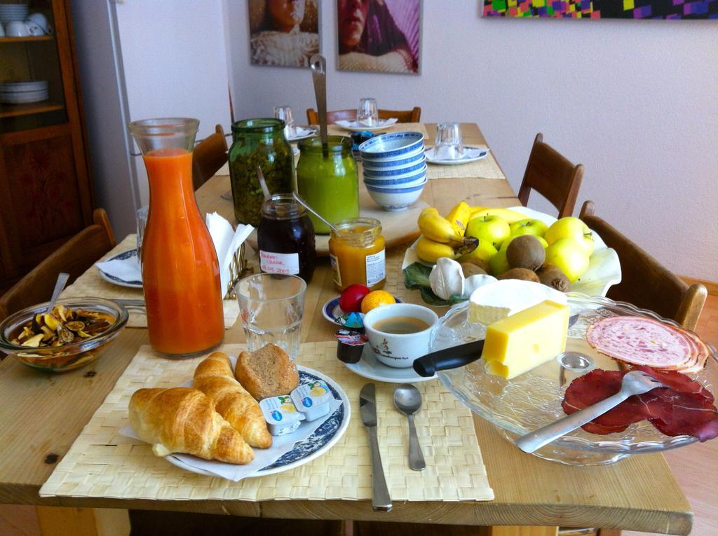 Bed & Breakfast Dakini's Bed & Breakfast Zurich