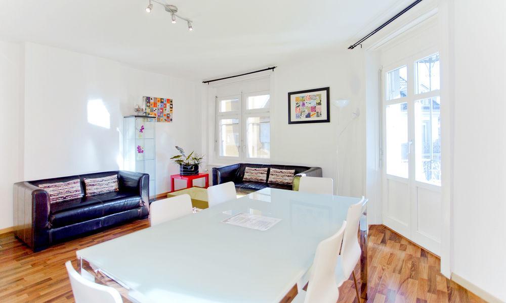 Luxury By Livingdowntown Apartment Zurich
