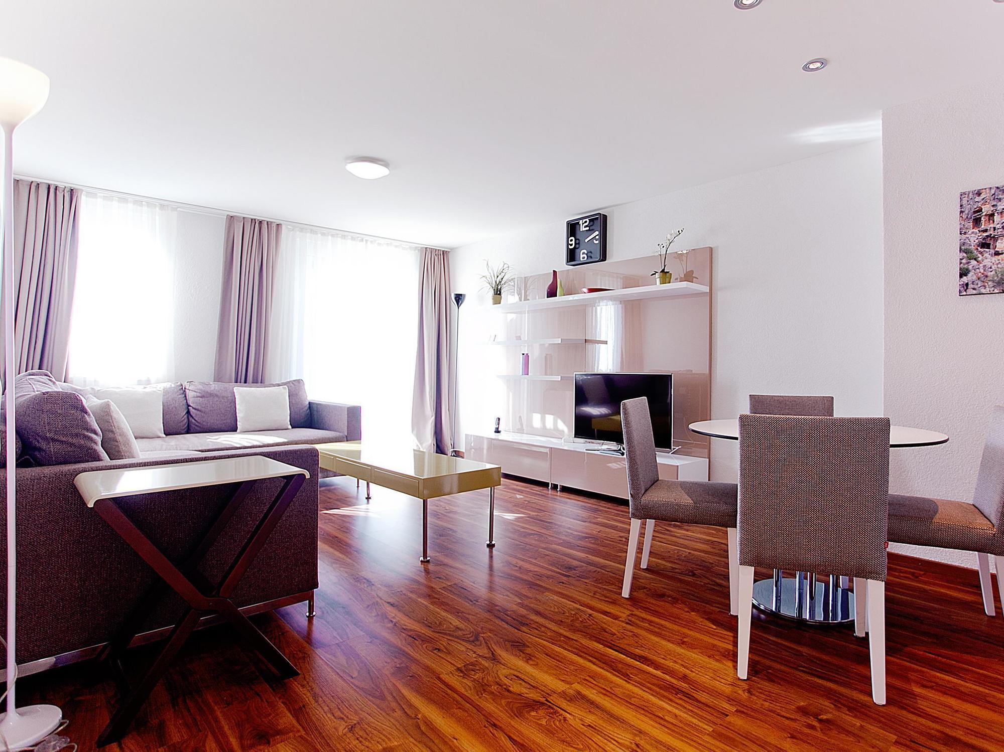 Luxury By Livingdowntown *