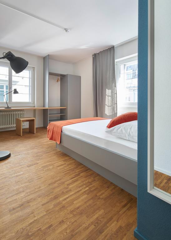 Josephine's - Women Only With Rooftop And Community Area Guest house