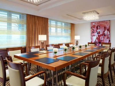 Neues Schloss Privat Zurich, Autograph Collection
