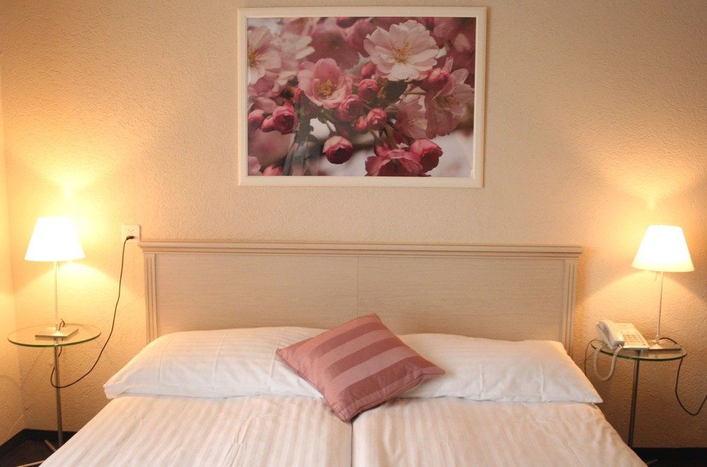 Hotel Neufeld 3*
