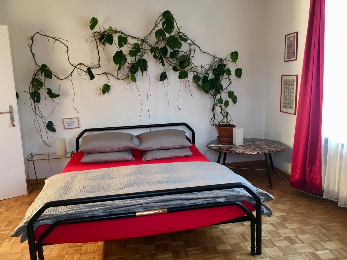 Dakini's Bed & Breakfast