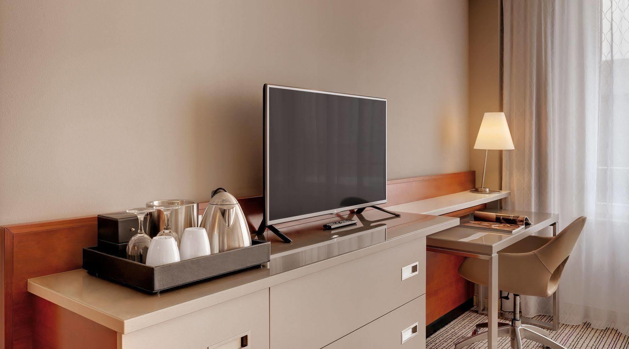 Courtyard By Marriott North