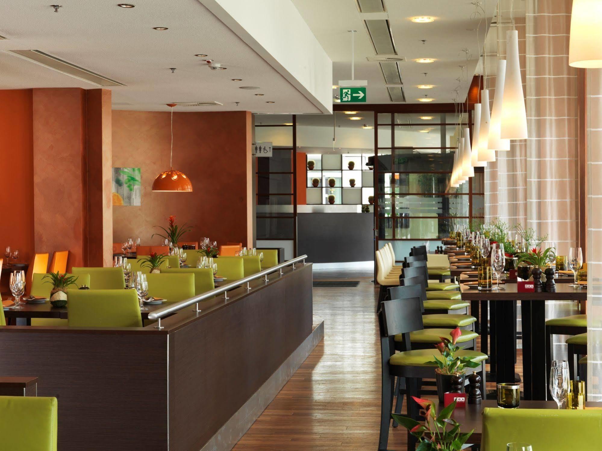 Courtyard By Marriott Nord Hotel