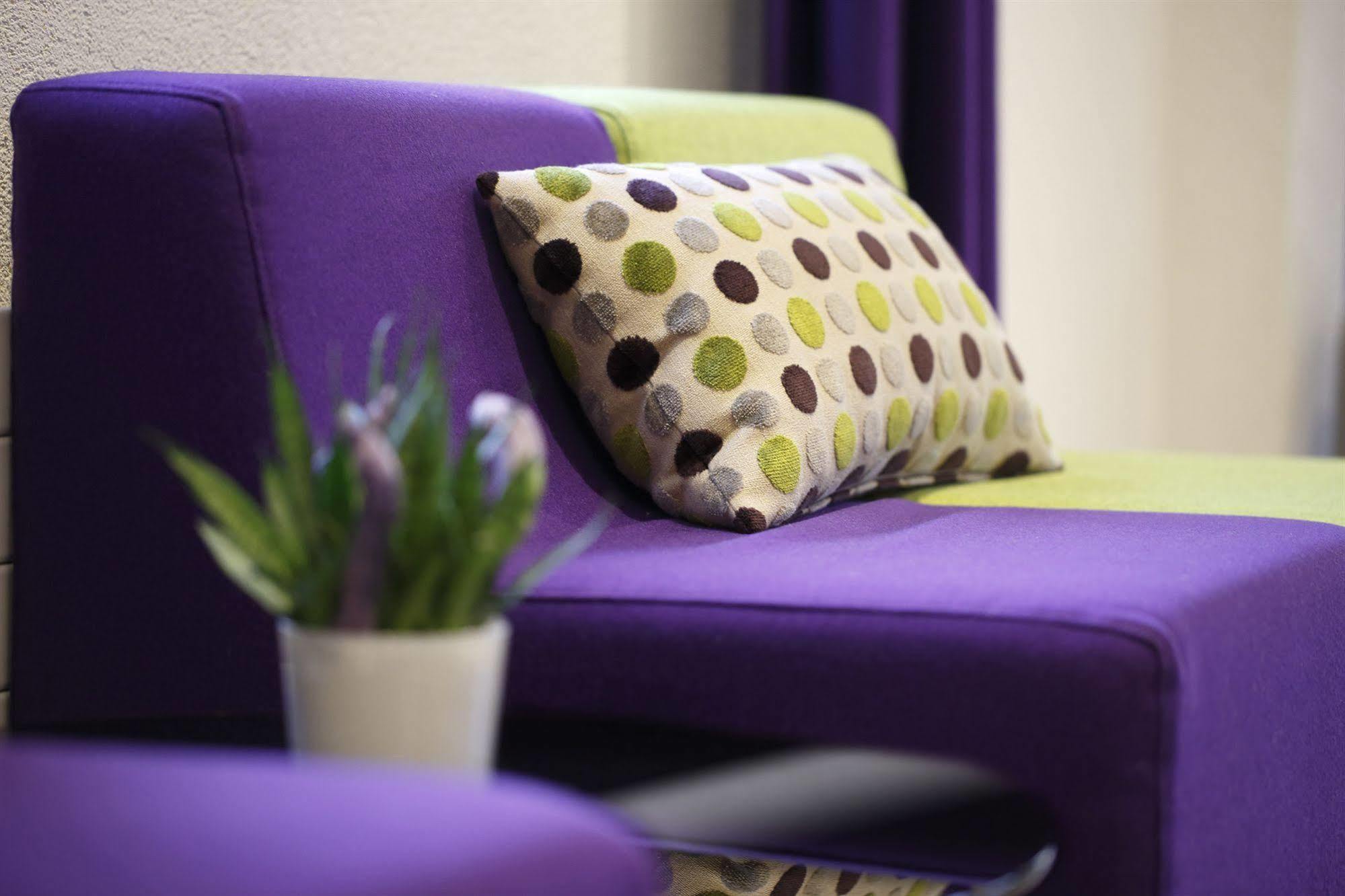 Fred Hauptbahnhof - Self Check-in Zurich