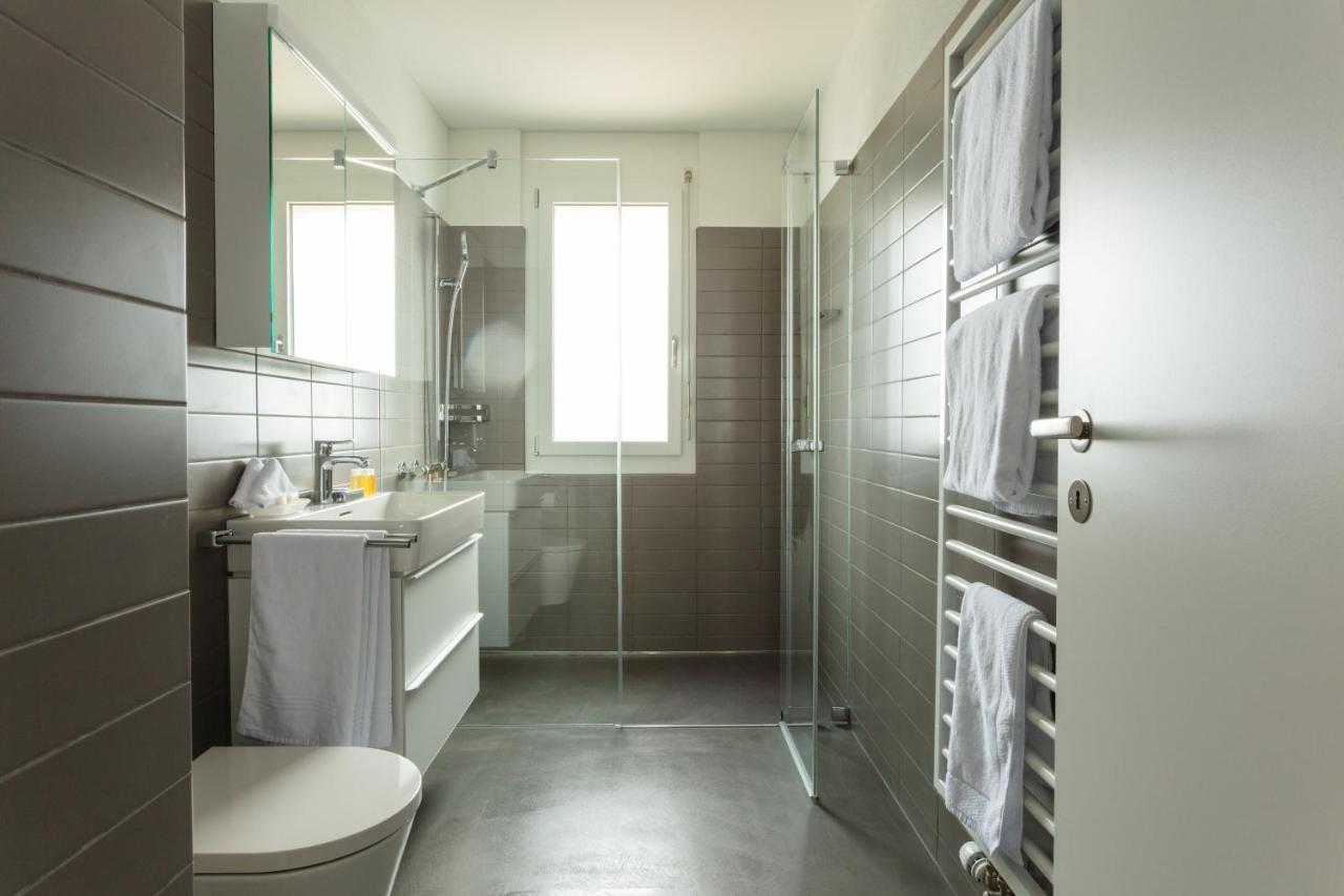 Ema House Serviced Superior Downtown Apartment