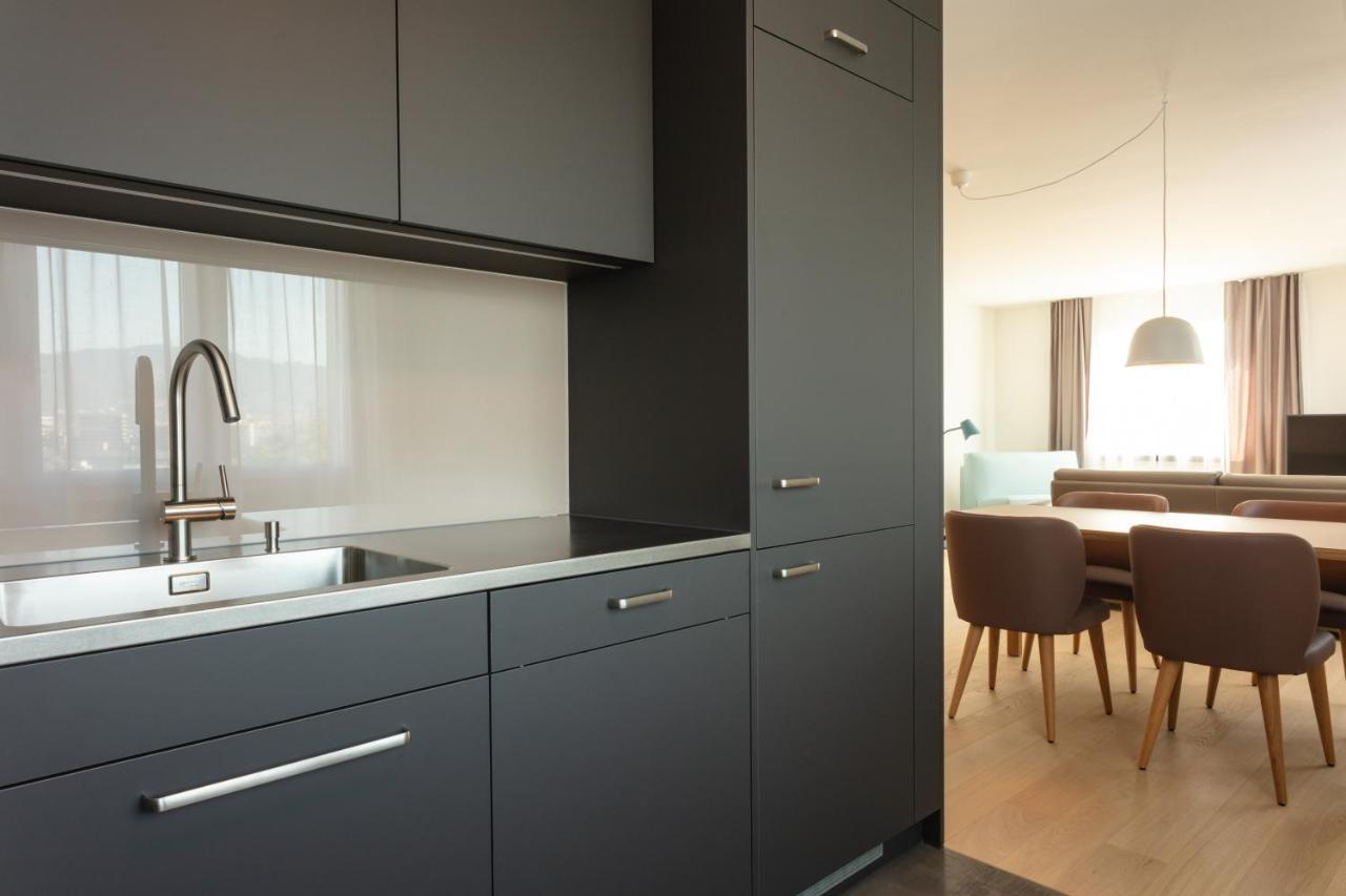 Apartment Ema House Serviced Superior Downtown *