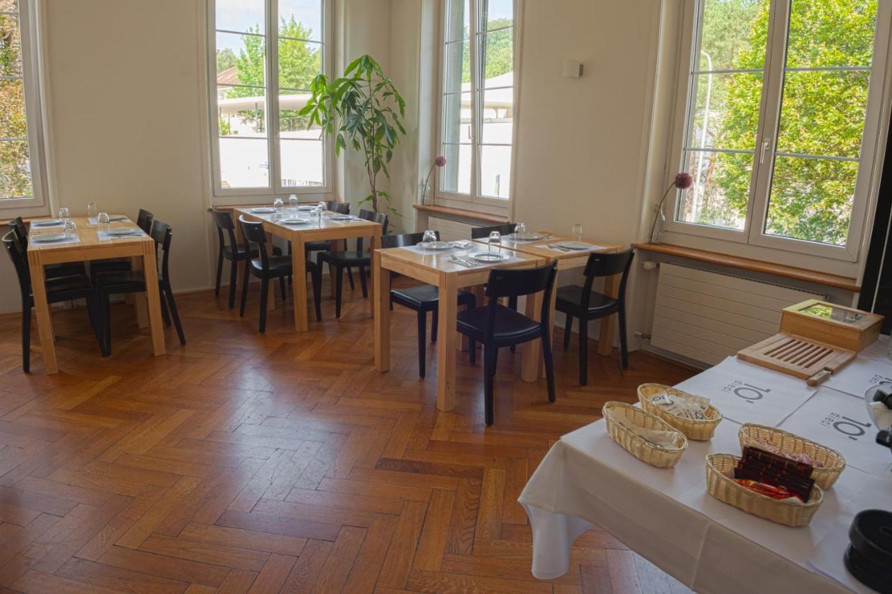 Dieci Allo Zoo Guest house