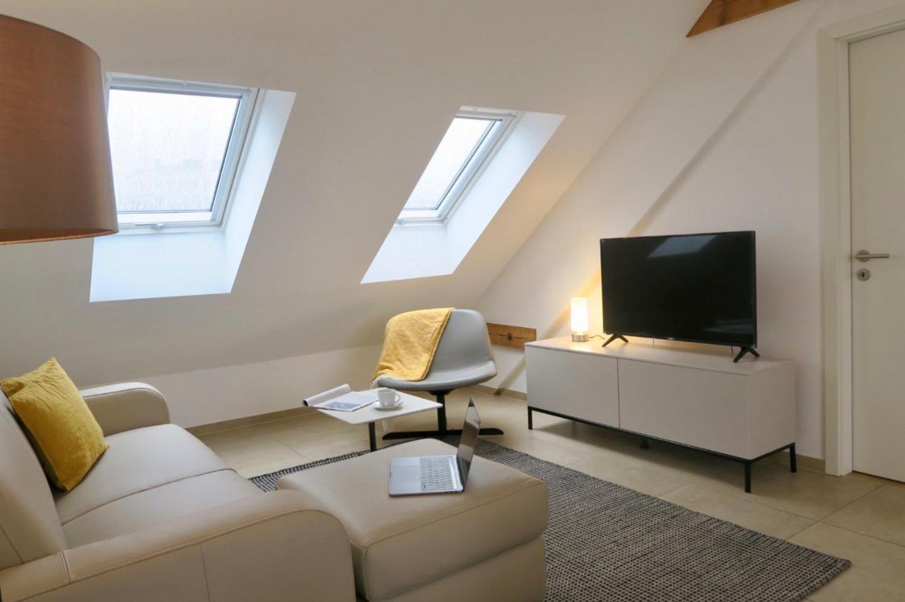 Apartamento Furnished Homes