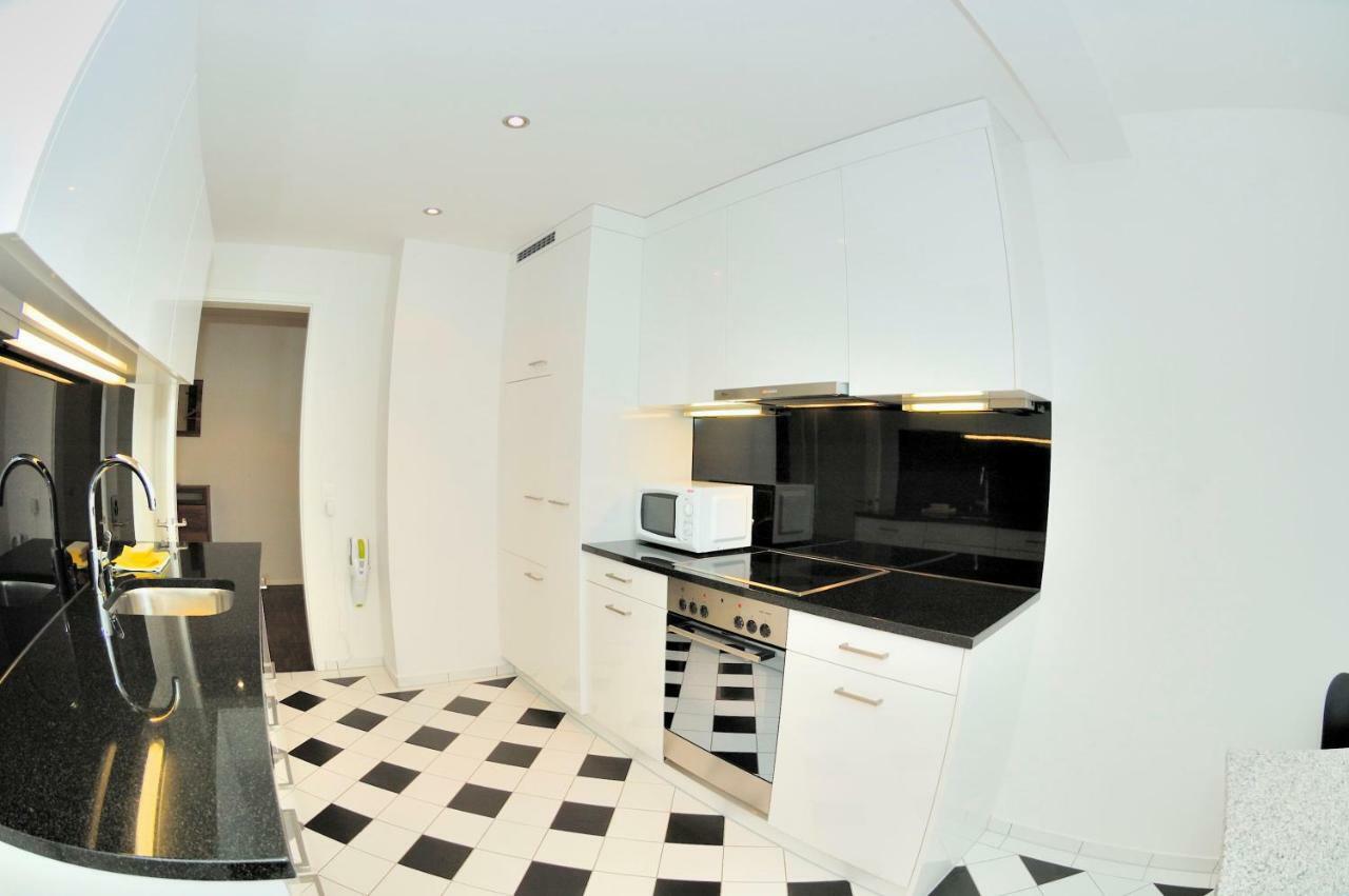 Stylish 1br Near And Opera - Flower 11 Apartment *