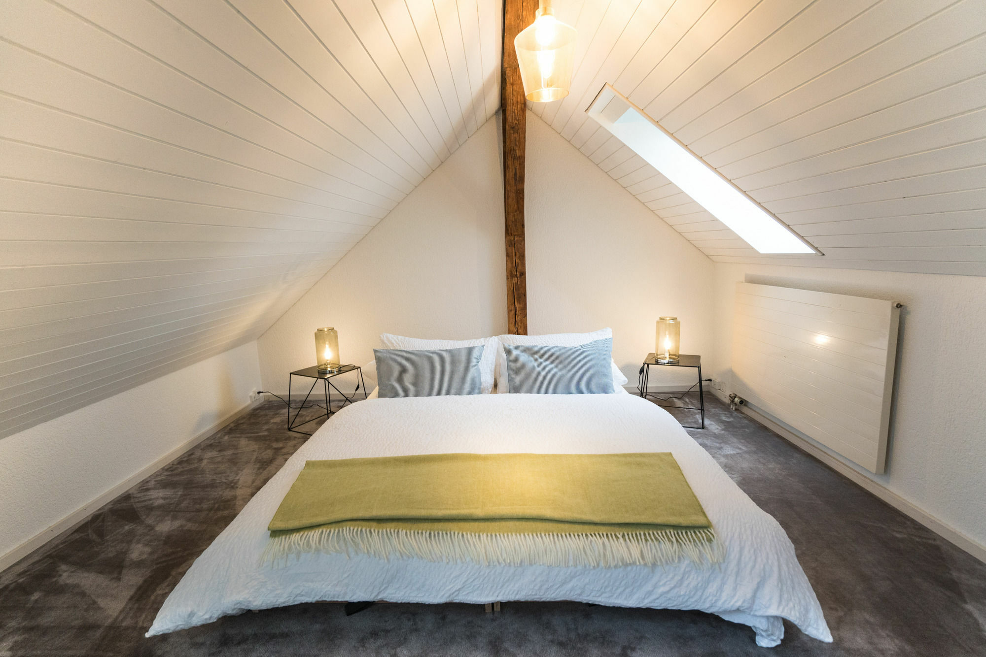 Loewenplatz Near Station By Airhome Zurich