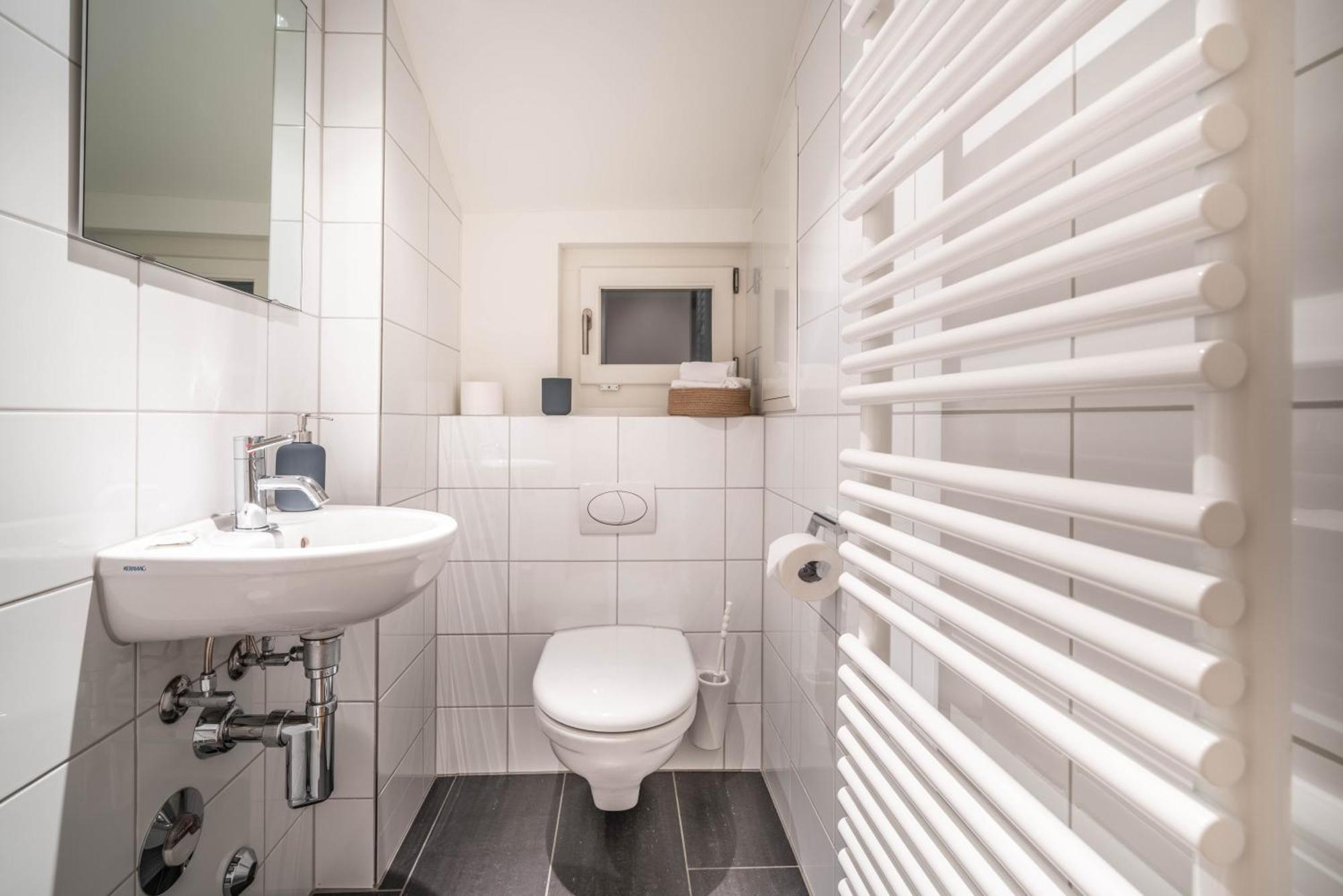 Lake Side Location Bellevue *