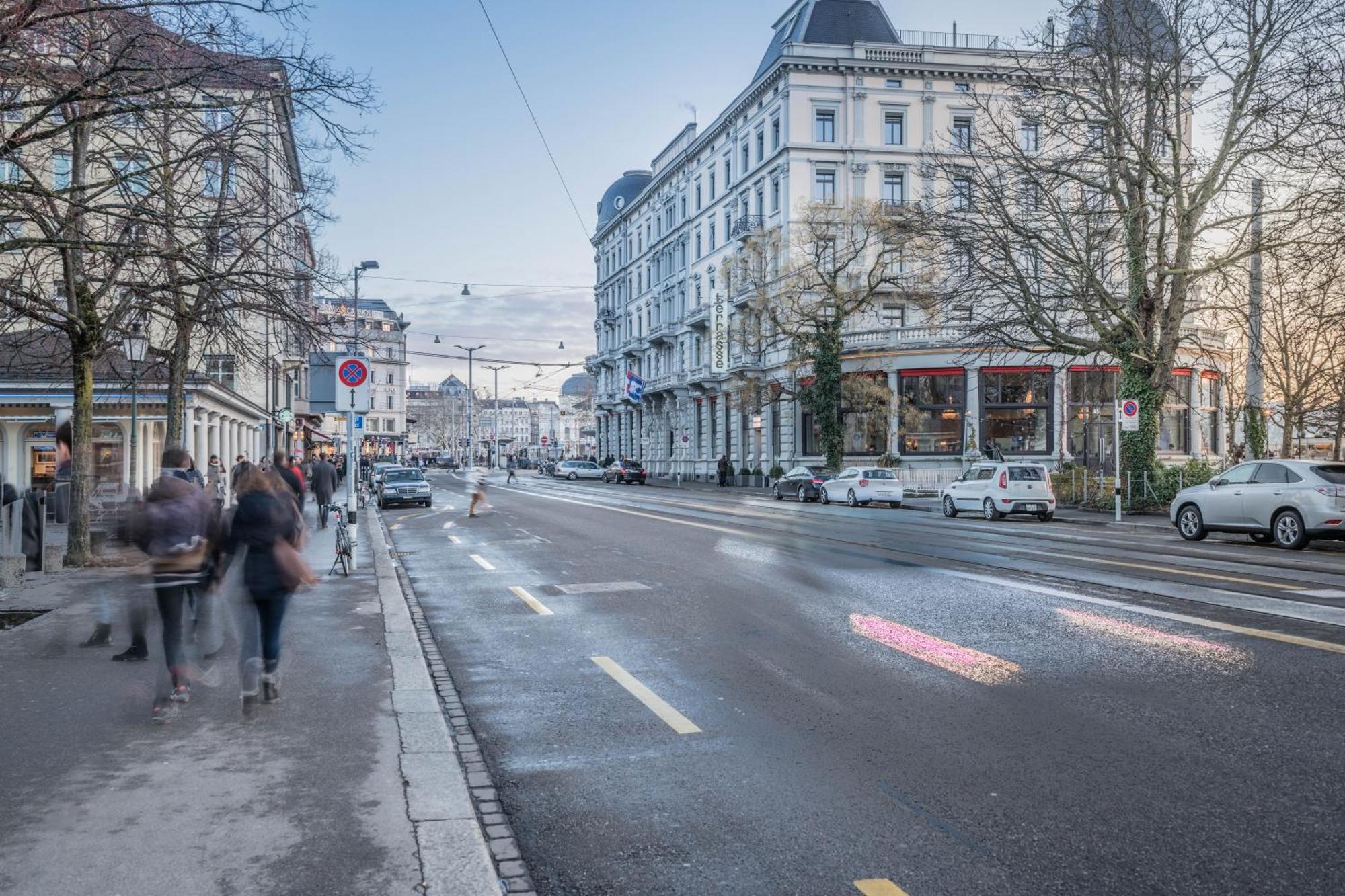 Lake Side Location Bellevue Zurich