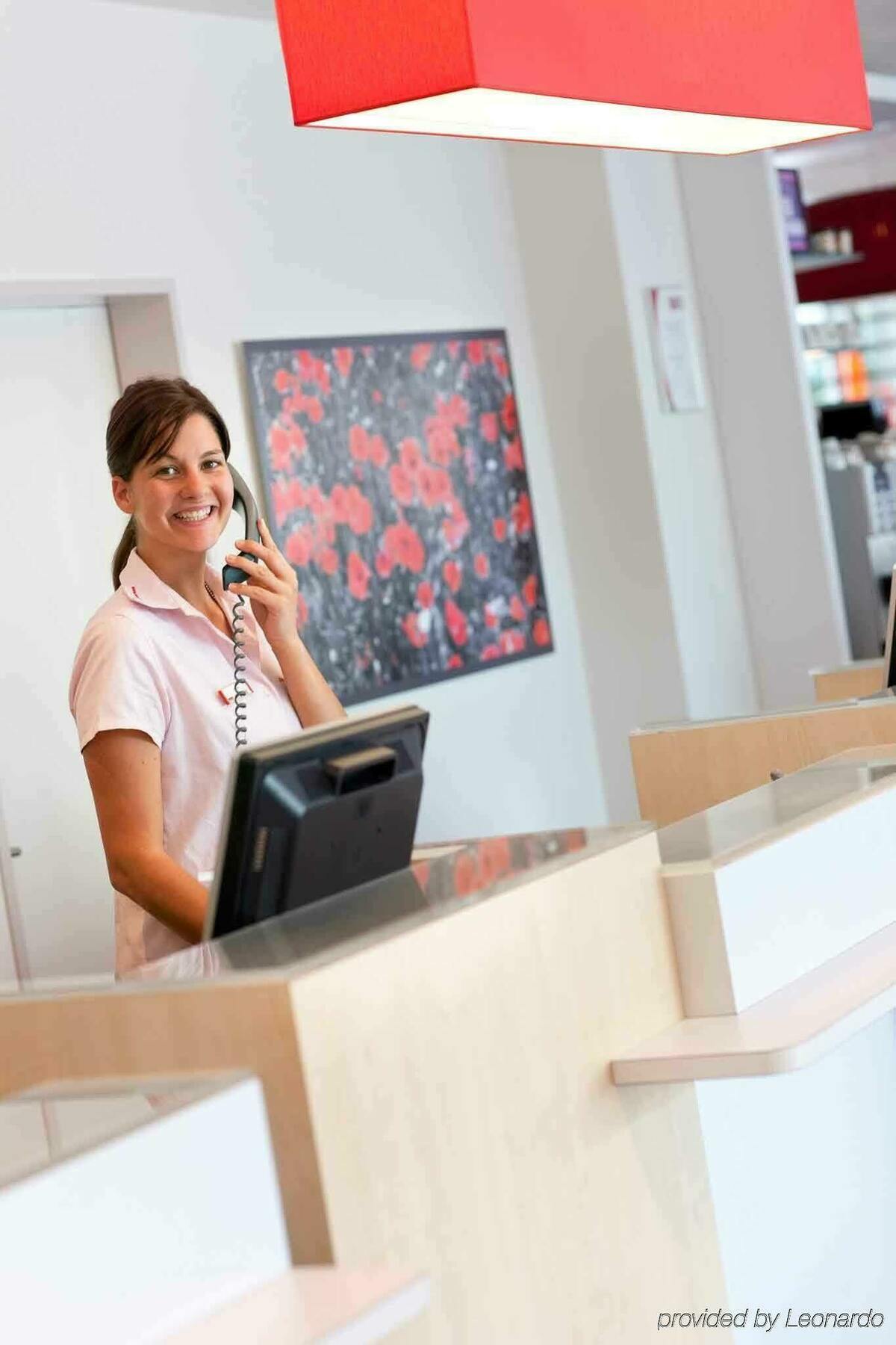 Hotel Ibis Messe Airport 3*