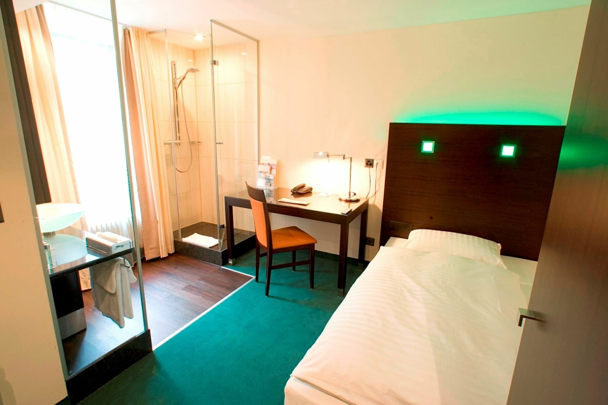 Hotel Stay2night Bs 4*