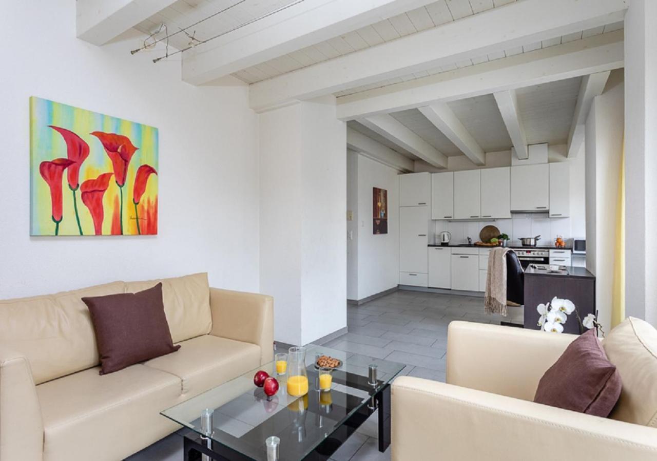 Swiss Star District 11 - Self Check-in *