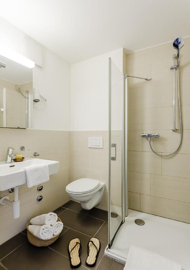 Swiss Star District 3 - Contactless Self Check-in Zurich