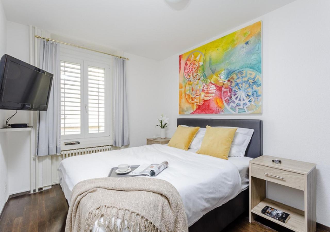 Swiss Star District 3 - Contactless Self Check-in Zurich