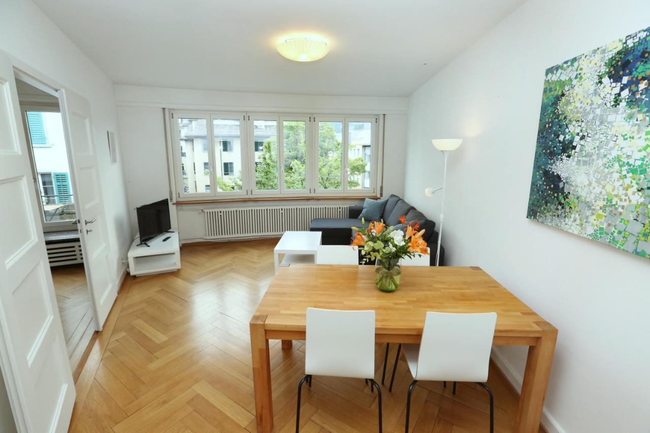 City Center At University Apartment *