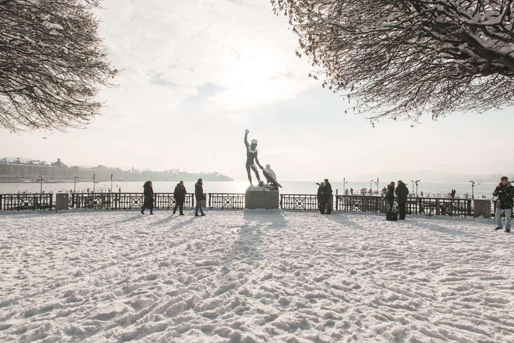 Becozy Self Check-in & Pop-up 4*