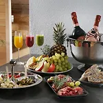 Private Spa Lux With Whirlpool And Sauna In Zurich