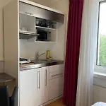 Apartment Swiss Star Irchel - Self Check-in Zurich