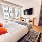 Cozy Studio Apartment Unit 11 In Center Of Zurich