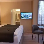 - Franklinstrasse Aparthotel 4*