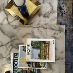 Cozy Apartment In Oldtown Zurich5