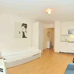 Cozy Studio Near Central Station - Crown 38