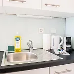 Urban Oasis With Queen Bed And View Be-13