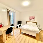 Heart Of Zurich Modern Studio Hg20