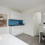 Urban Oasis With Queen Bed And View Be-49