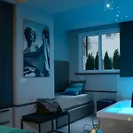 Apartment & Rooms Zuerich City