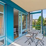 Spacious Central Apartments Hoting