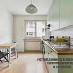 Central Apartment For City Explorers 224