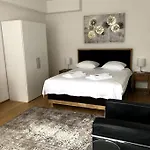 Nice 1Br Flat - City Center With Balcony - West3