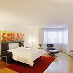 Fantastic 2 Bedroom Flat Close To The Lake