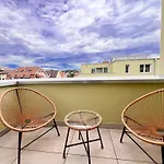 Skyline Rooftop Suite With 2 Balconies -401-