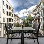 Nice 1 Bedroom Flat City Center Near Lake - D7