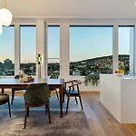 Old Luxury Business Penthouse near Main Station Zürich