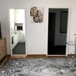 Apartment Bright And Quiet In The Center - Sky1 Zurich