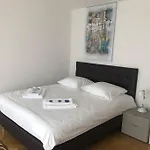 Bright In The Center - Greenyard 1 Apartment