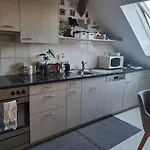 Gemuetliche Zentrale Wohnung Fuer 4 Personen