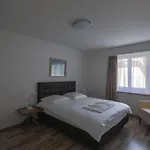 2br Flat Close To Lake, Opera And Center - Sf10 Apartment *