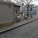 Charming 1Bd Flat In The Old Town - Uz 16