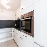 Modern 1 Room Apartment In District 4