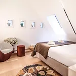 Apartment Bahnhofstrasse Designer Penthouse Private Rooftop *