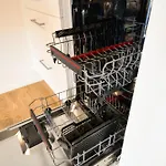 Zuerich Central Station Apartment, 2 Bedroom & Sofabed